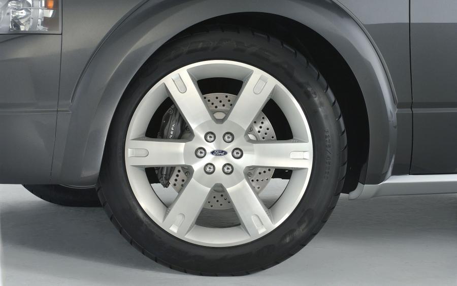  Ford Freestyle FX Concept 2003 года  (фото 19 из 28)